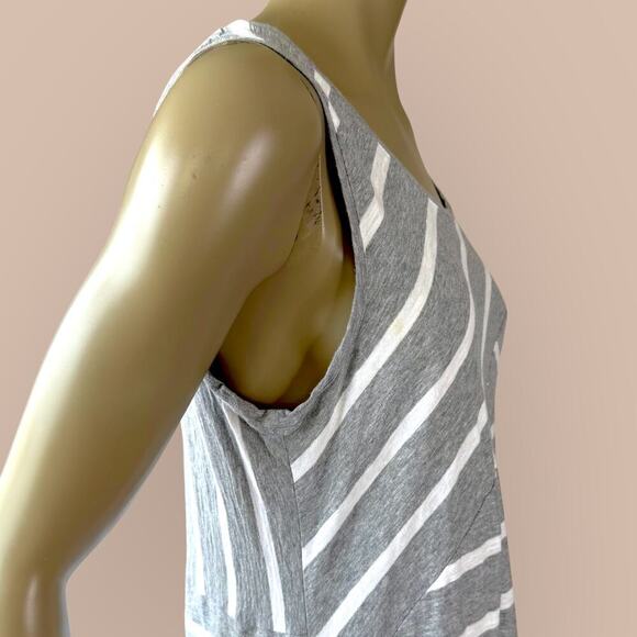 Two By Vince Camuto Striped Tank Top Cotton Knit Swing Hem Size L Gray White - Picture 7 of 15